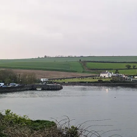 Holiday home Robert's Cove Minane Bridge